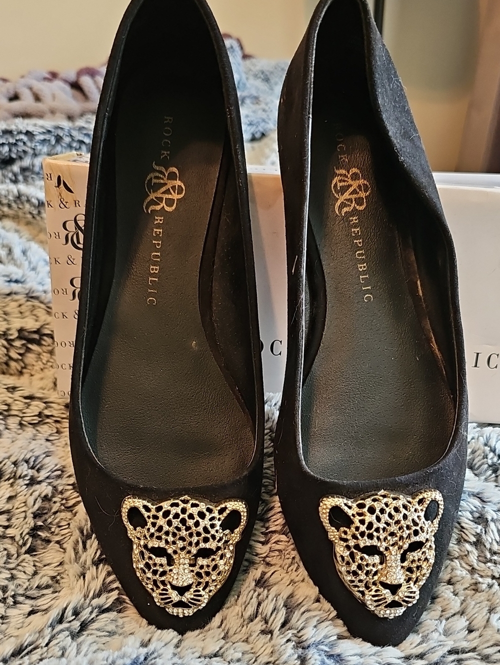 Rock & Republic Black Pointed Flats with Gold Leopard Head Accent
